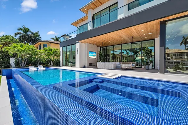 $16,950,000 | 408 Coral Way, Fort Lauderdale, FL 33301