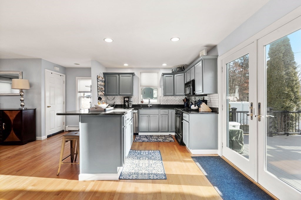 14 Abbott Road North Reading, MA 01864 - Photo 8 of 21 Gallery Image 8
