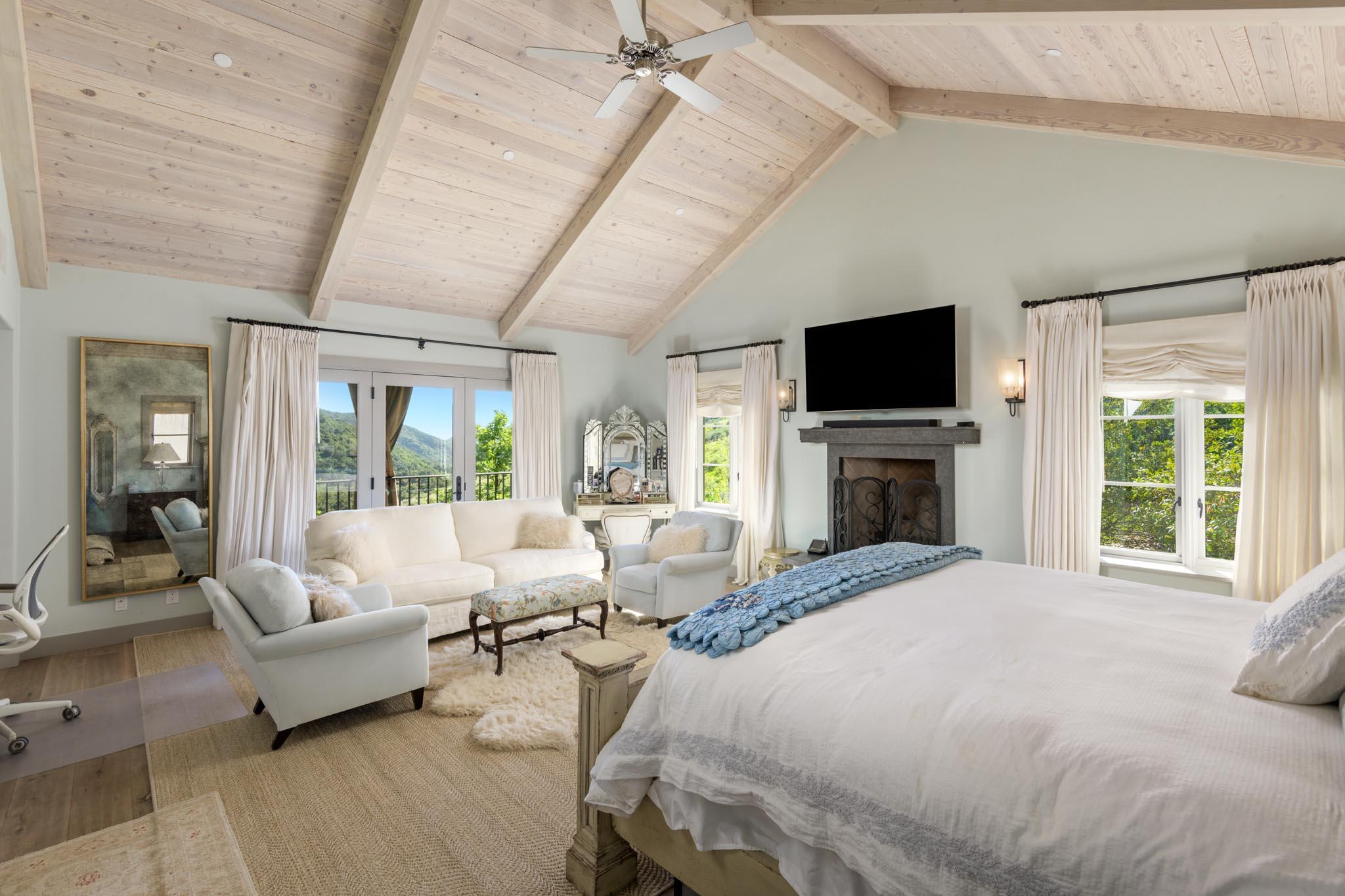 132 Hollister Ranch Road Goleta, CA 93117 - Photo 10 of 35 primary bedroom
