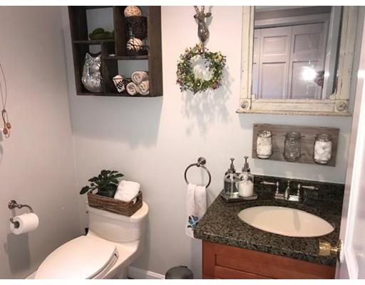 11 Heath Road Merrimac, MA 01860 - Photo 12 of 25