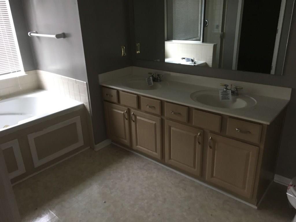 10515 Hawks Ridge Court Fishers, IN 46037 - Photo 10 of 14 Gallery Image 10