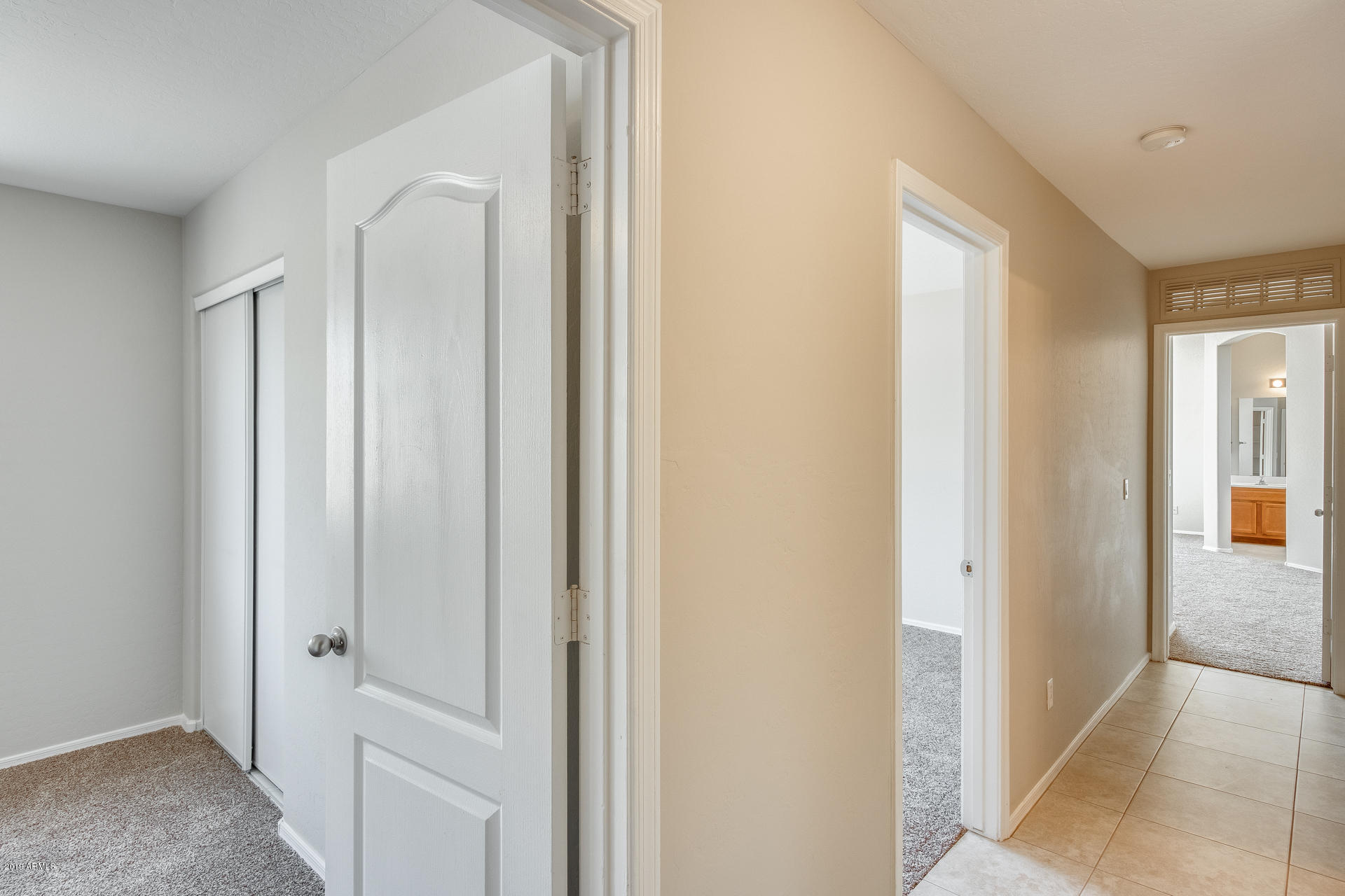 417 West Beautiful Lane Phoenix, AZ 85041 - Photo 17 of 33