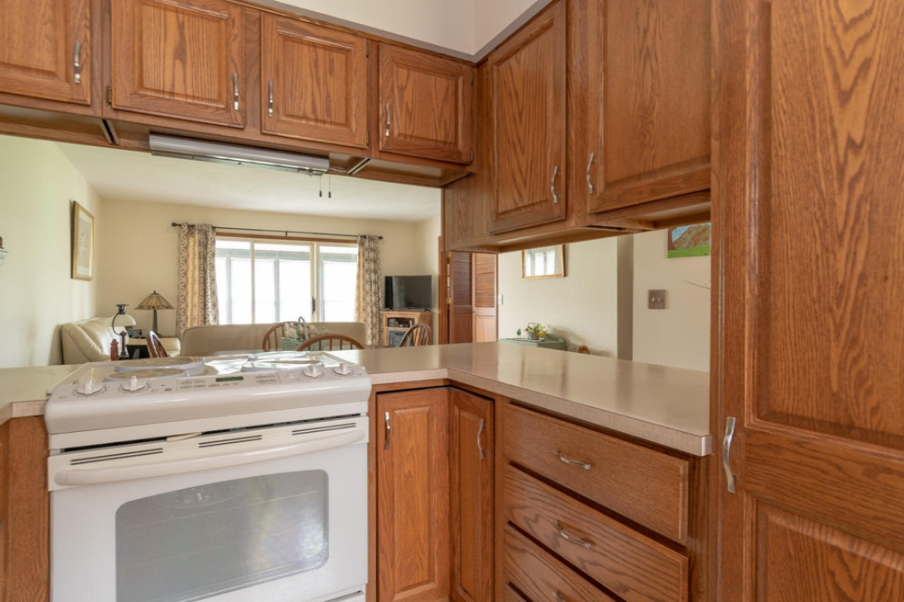 5202 Green Meadow Road Kalamazoo, MI 49009 - Photo 5 of 21 5202 Green Meadow-2