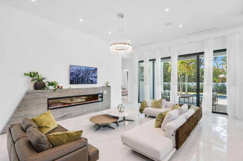 260 Northeast 3rd Street Boca Raton, FL 33432 - Photo 17 of 87 lr 1