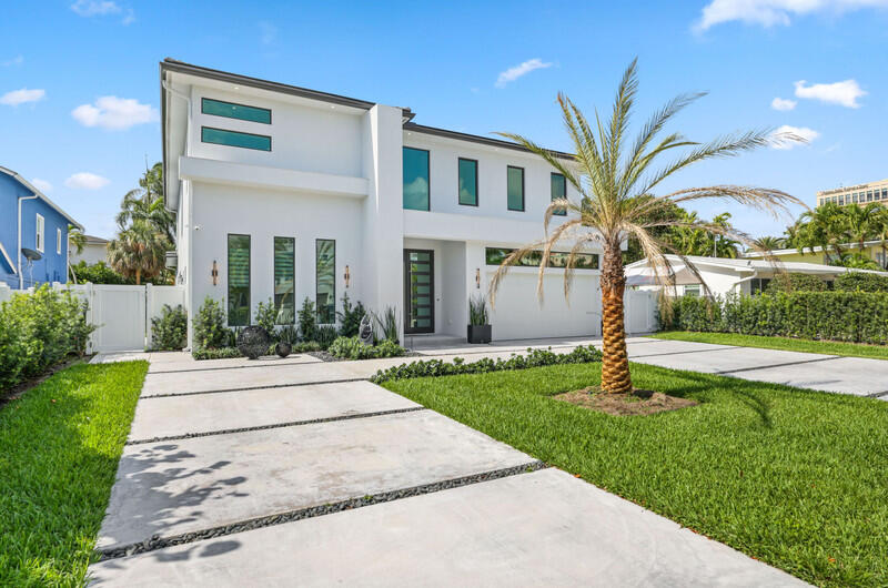 260 Northeast 3rd Street Boca Raton, FL 33432 - Photo 3 of 87 front 2