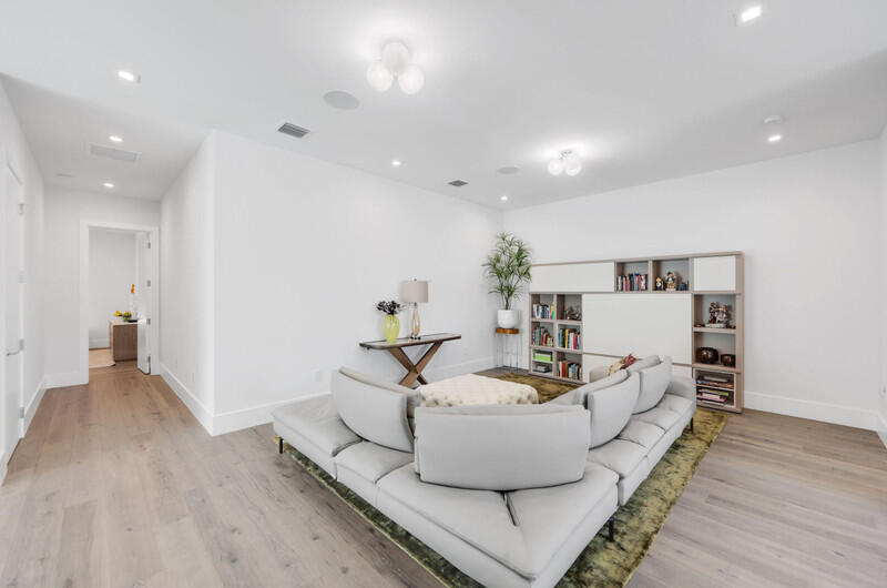 260 Northeast 3rd Street Boca Raton, FL 33432 - Photo 40 of 87 loft 2