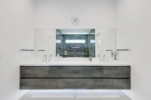 $4,750,000 | 260 Northeast 3rd Street, Boca Raton, FL 33432