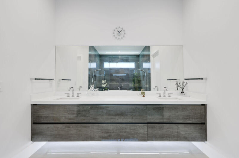 260 Northeast 3rd Street Boca Raton, FL 33432 - Photo 49 of 87 main bath 1