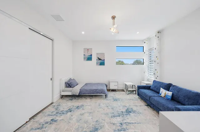 $4,750,000 | 260 Northeast 3rd Street, Boca Raton, FL 33432