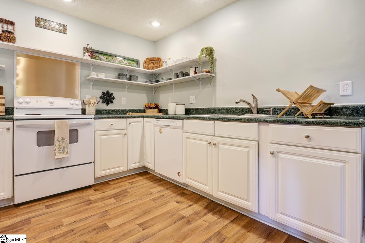 351 Hudson Water Road Greer, SC 29651 - Photo 14 of 34 Gallery Image 14