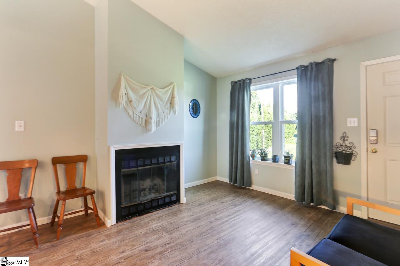 351 Hudson Water Road Greer, SC 29651 - Photo 8 of 34 Gallery Image 8