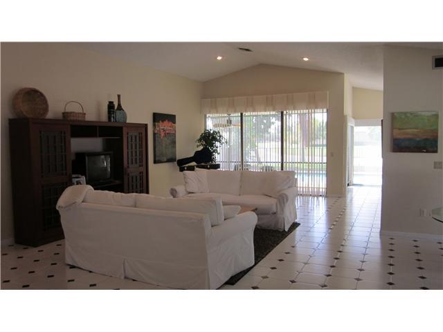 11277 Cloverleaf Circle Boca Raton, FL 33428 - Photo 2 of 15 Additional Photo