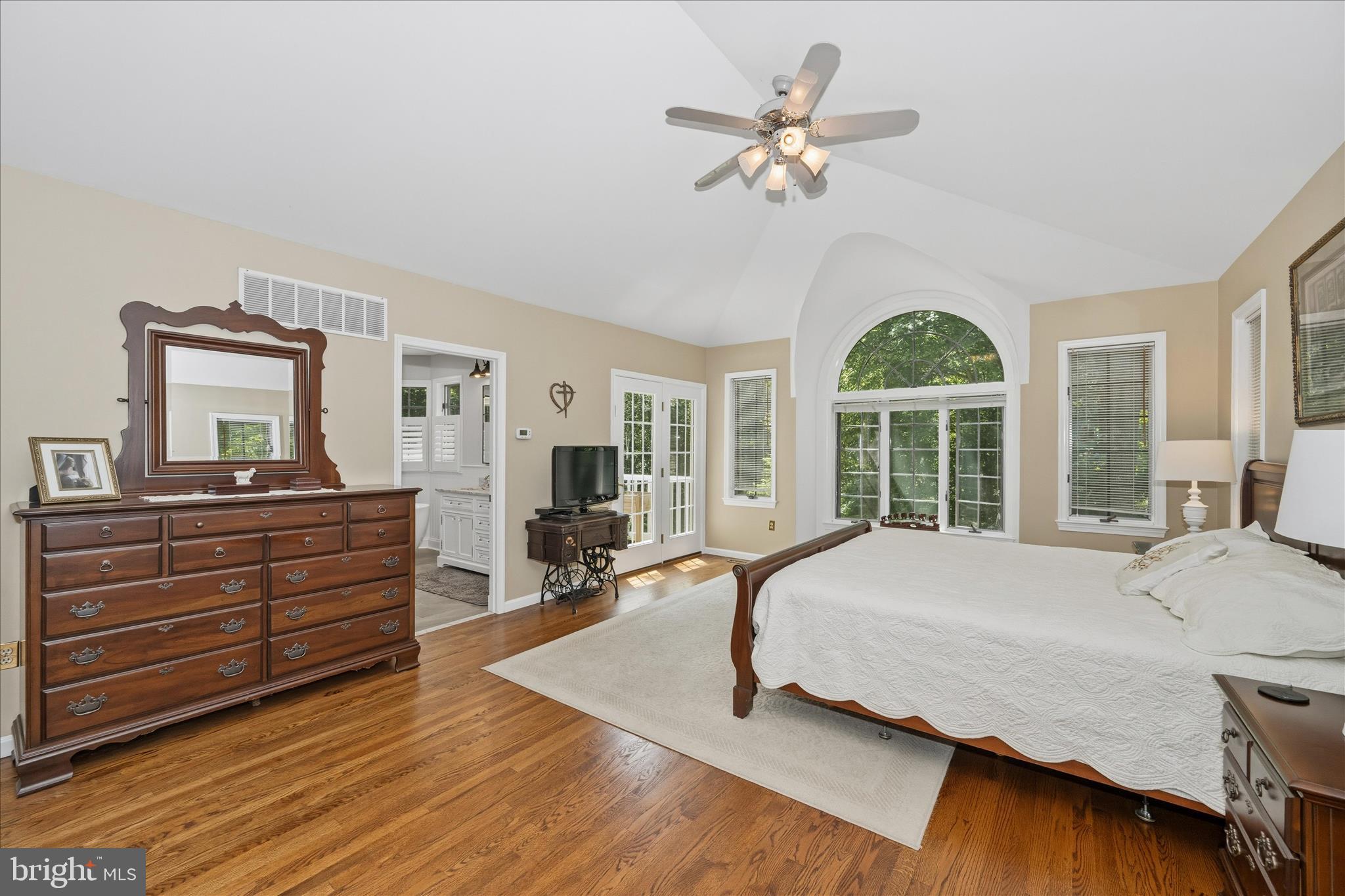 13457 Old Annapolis Road Mount Airy, MD 21771 - Photo 25 of 82 Primary Bedroom