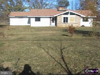1065 Florence Road Columbus, NJ 08022 - Photo 1 of 1