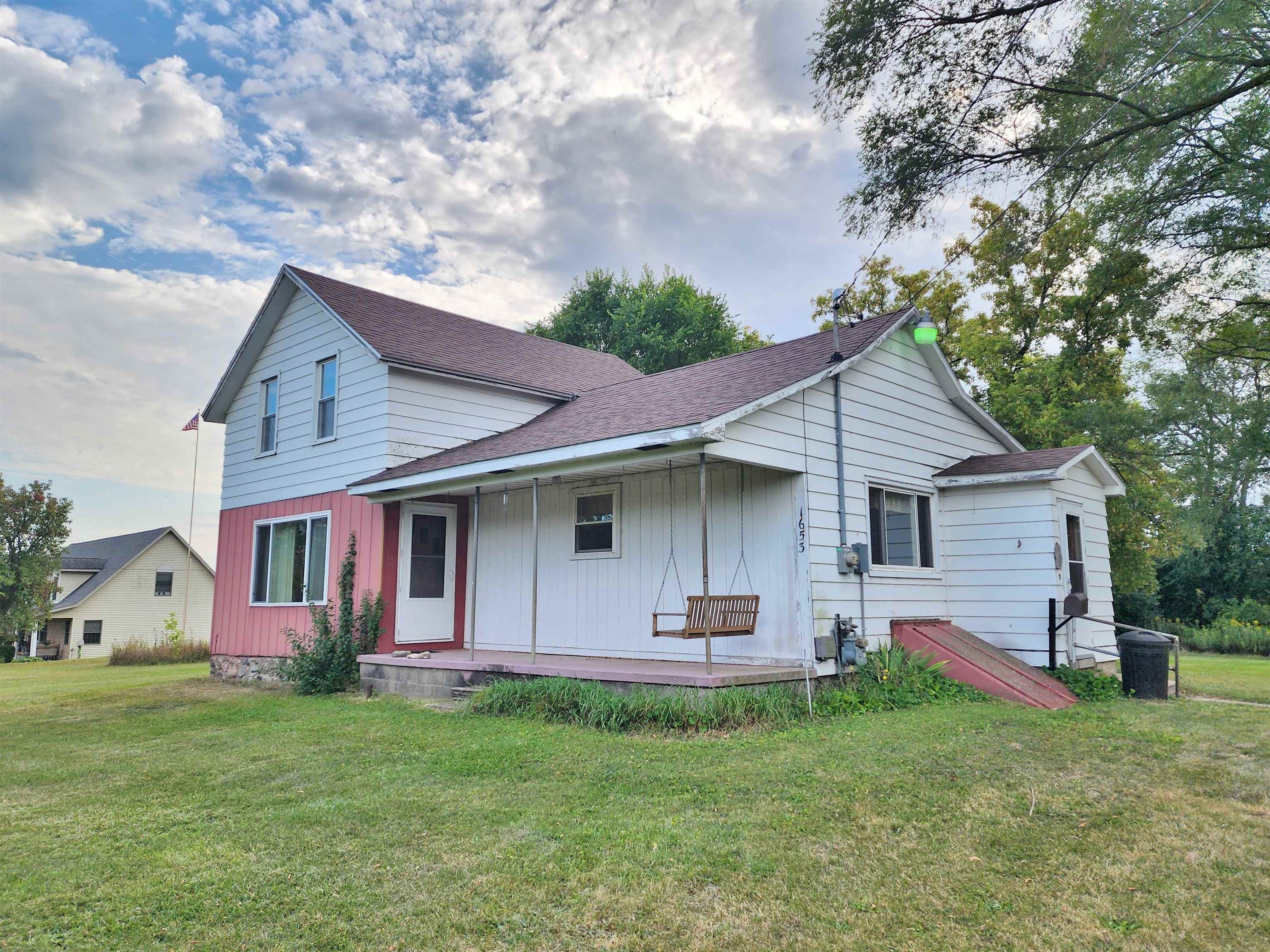 1653 North Mission Road Mount Pleasant, MI 48858 - Photo 1 of 40 1939890-363963a8-a126-4e10-8536-4436153a22ae.JPG