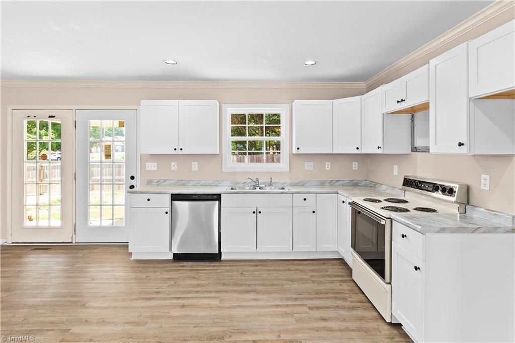 565 Adams Gate Road Winston-Salem, NC 27107 - Photo 7 of 25
