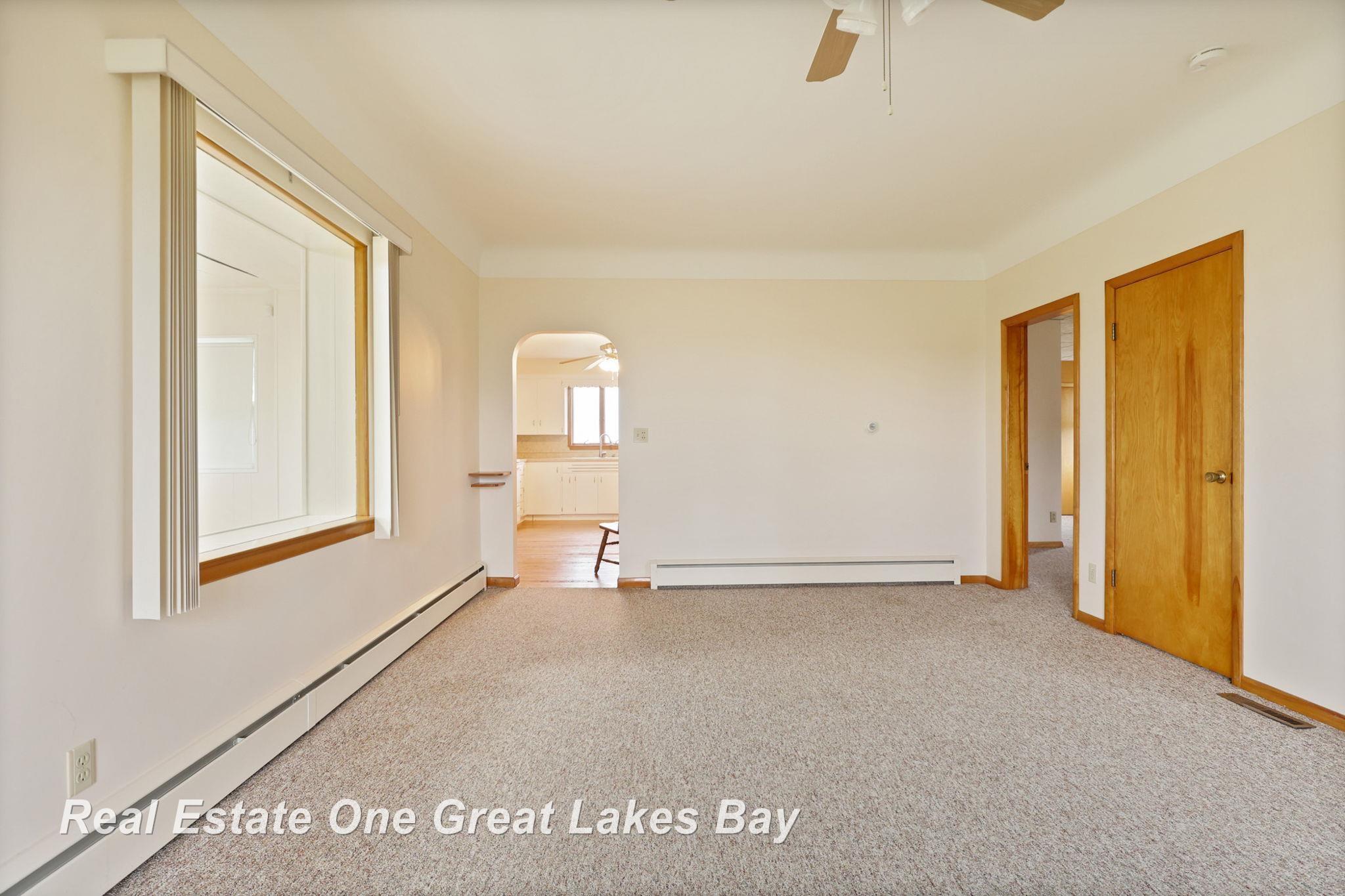 4060 Dickerson Road Akron, MI 48701 - Photo 16 of 62