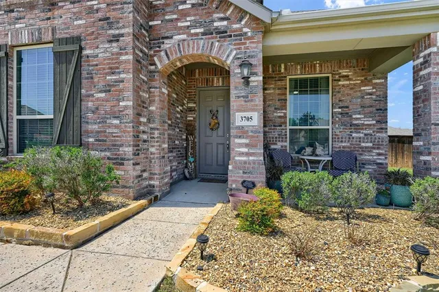 $610,000 | 3705 Magnolia Court, Denison, TX 75020