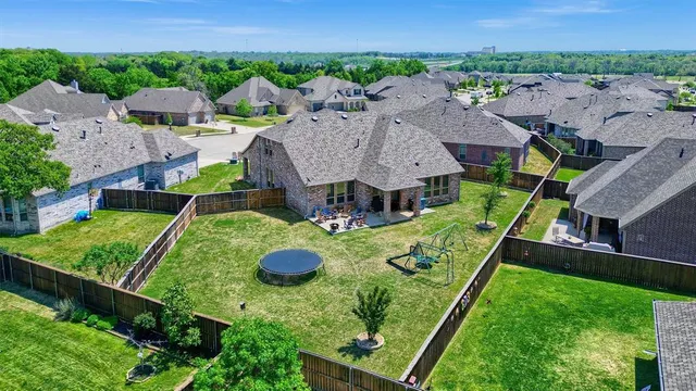 $610,000 | 3705 Magnolia Court, Denison, TX 75020
