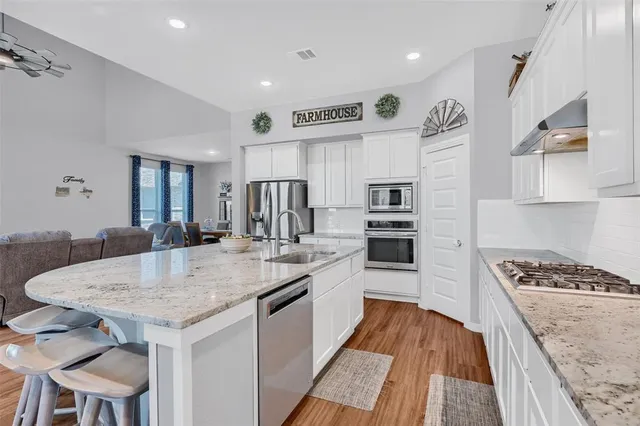 $610,000 | 3705 Magnolia Court, Denison, TX 75020