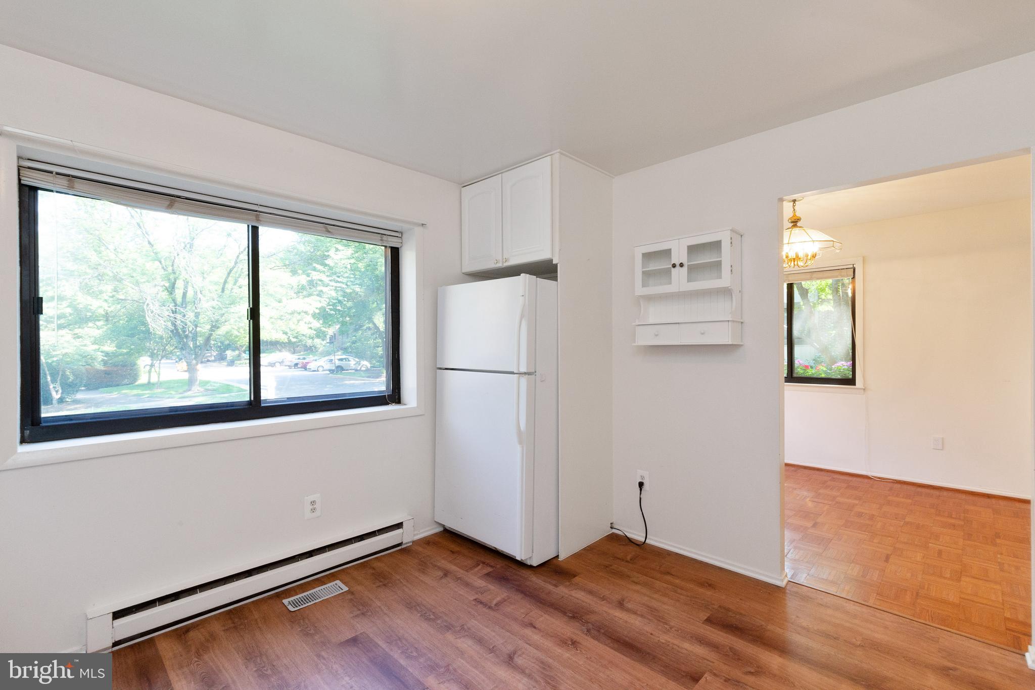 2115 Glencourse Lane Reston, VA 20191 - Photo 19 of 42 Large windows for natural light to spare