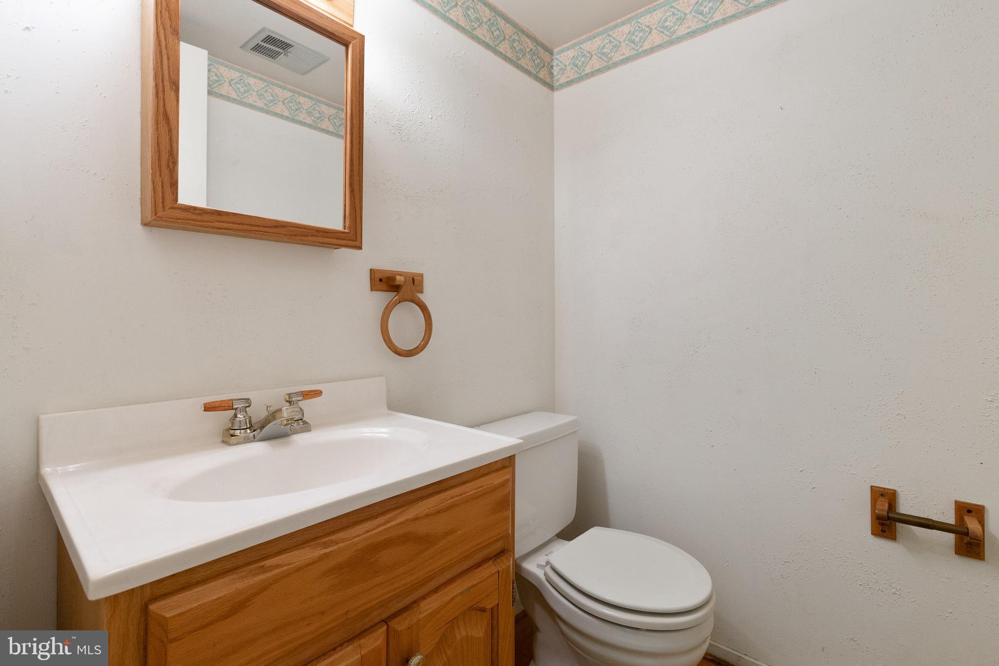 2115 Glencourse Lane Reston, VA 20191 - Photo 32 of 42 Gallery Image 32