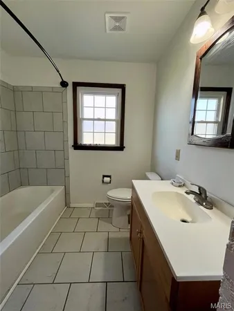 $207,000 | 619 East 8th Street, Washington, MO 63090
