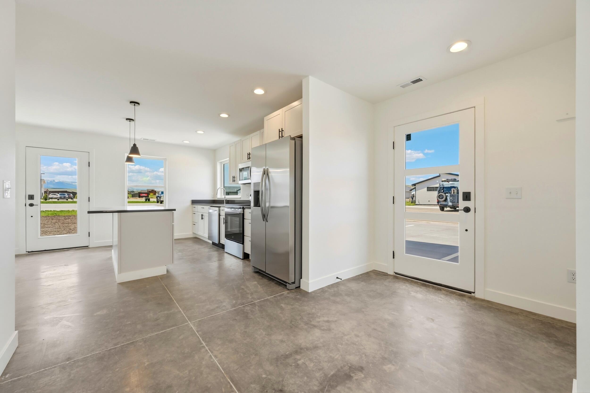 1402 Windsor Drive, Unit G Ranchester, WY 82839 - Photo 8 of 33 1402 windsor 54