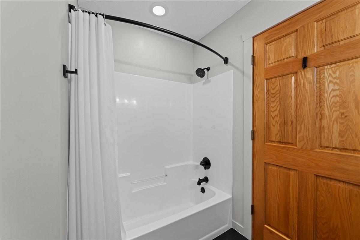 810 Antler Ridge Hudson, WI 54016 - Photo 17 of 63