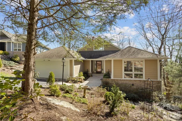 $545,000 | 210 Claymoor Court, Flat Rock, NC 28731