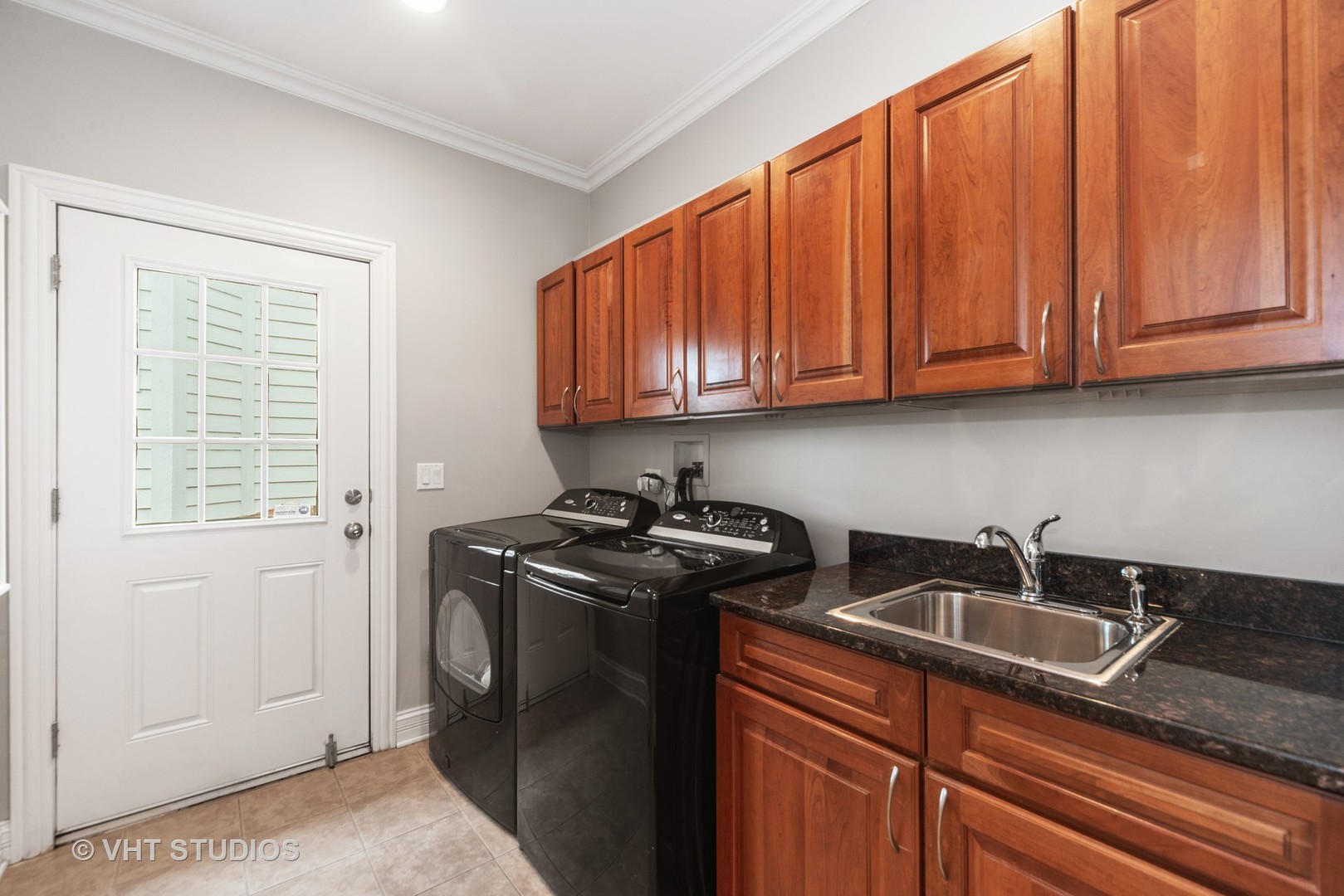 511 Utley Road Elmhurst, IL 60126 - Photo 9 of 24