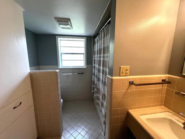 $315,000 | 235 West Lower Line Street, La Grange, TX 78945