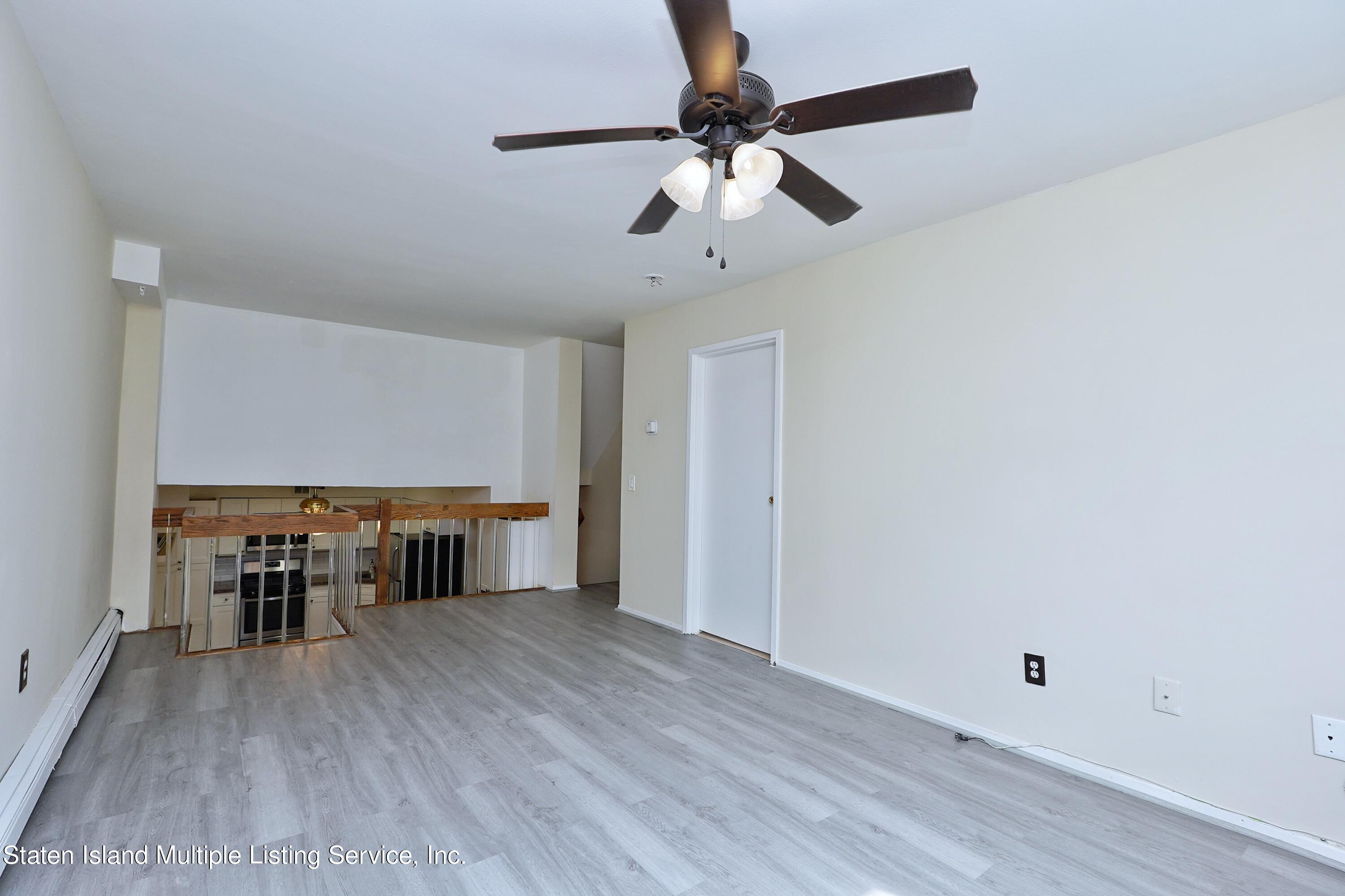 48 Racal Court Staten Island, NY 10314 - Photo 3 of 19 (3) LIVING ROOM