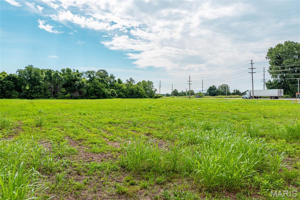18357 Chesterfield Airport Road Chesterfield, MO 63005 - Photo 2 of 14