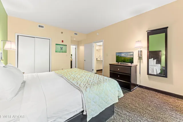 $319,500 | 225 Collier Drive, Unit 1215, Sevierville, TN 37862