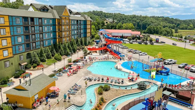 $319,500 | 225 Collier Drive, Unit 1215, Sevierville, TN 37862