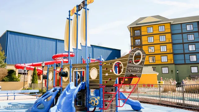 $319,500 | 225 Collier Drive, Unit 1215, Sevierville, TN 37862