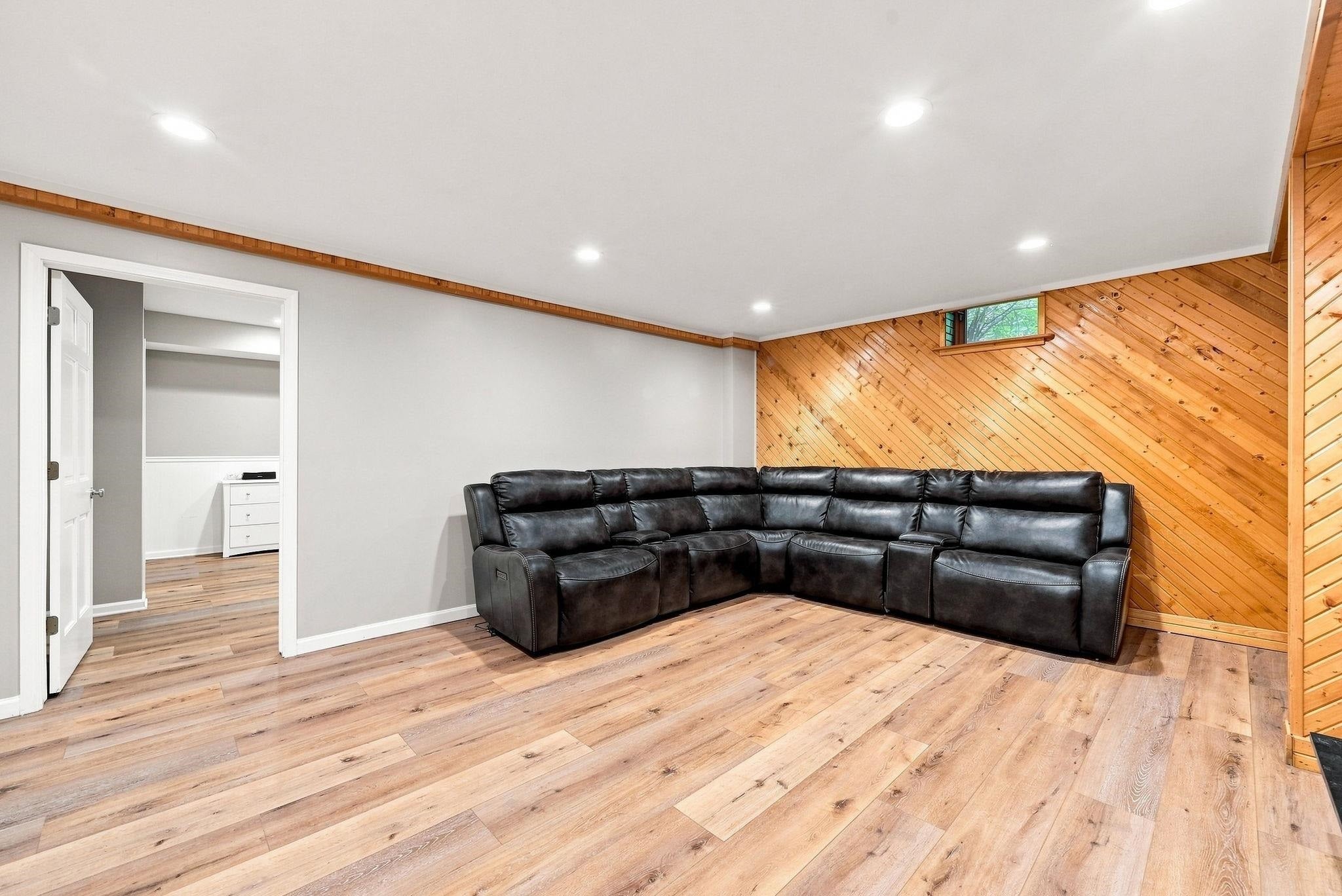8550 South 35 Road Cadillac, MI 49601 - Photo 63 of 99 Gallery Image 63
