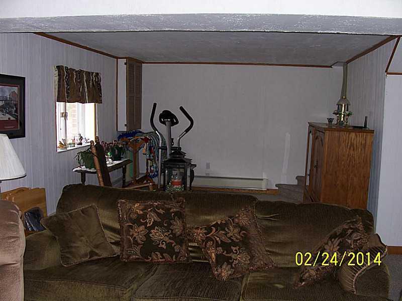 1969 Mount Morris Road Waynesburg, PA 15370 - Photo 12 of 24 Den/Family/Great Room.