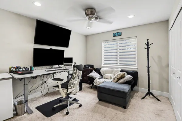 $425,000 | 555 South Winding Drive, Waterford, MI 48328
