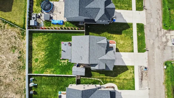 $425,000 | 555 South Winding Drive, Waterford, MI 48328