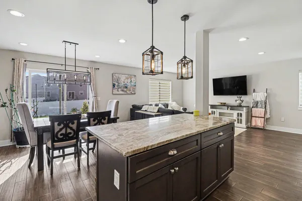 $425,000 | 555 South Winding Drive, Waterford, MI 48328