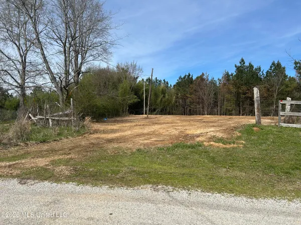 $110,000 | 778 Rebecca Drive, Byhalia, MS 38611