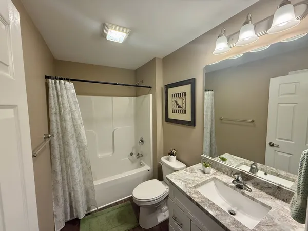 $319,900 | 732 Keller Drive, Dixon, IL 61021