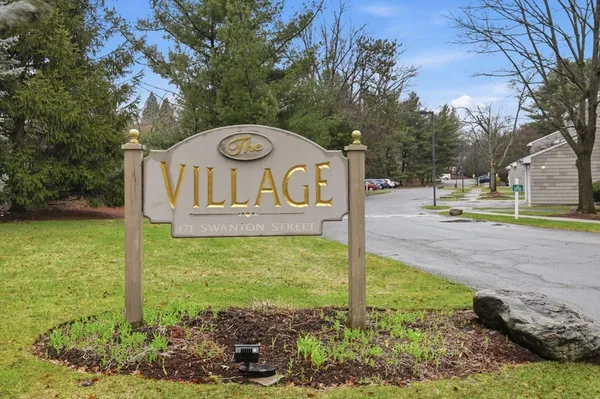 $769,000 | 171 Swanton Street, Unit 39, Winchester, MA 01890