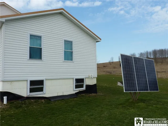 $450,000 | 154 Kipp Street, Sherman, NY 14781