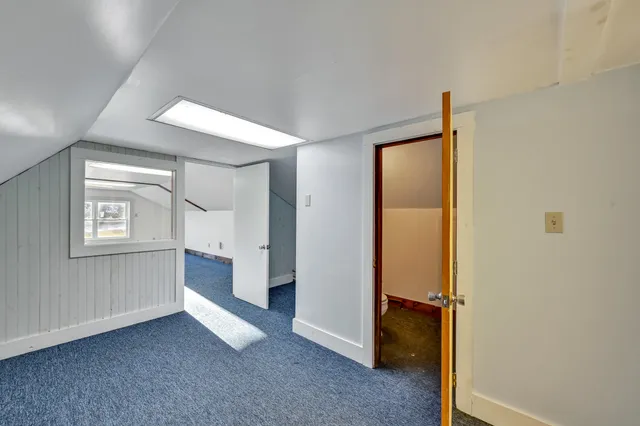 $859,999 | 675 Western Avenue, Manchester, ME 04351