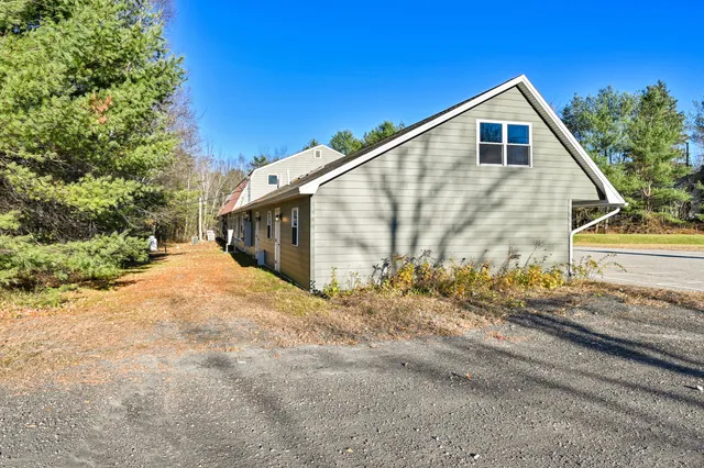 $859,999 | 675 Western Avenue, Manchester, ME 04351
