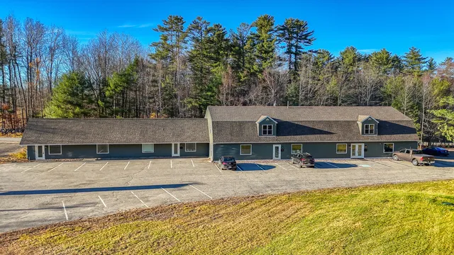 $859,999 | 675 Western Avenue, Manchester, ME 04351