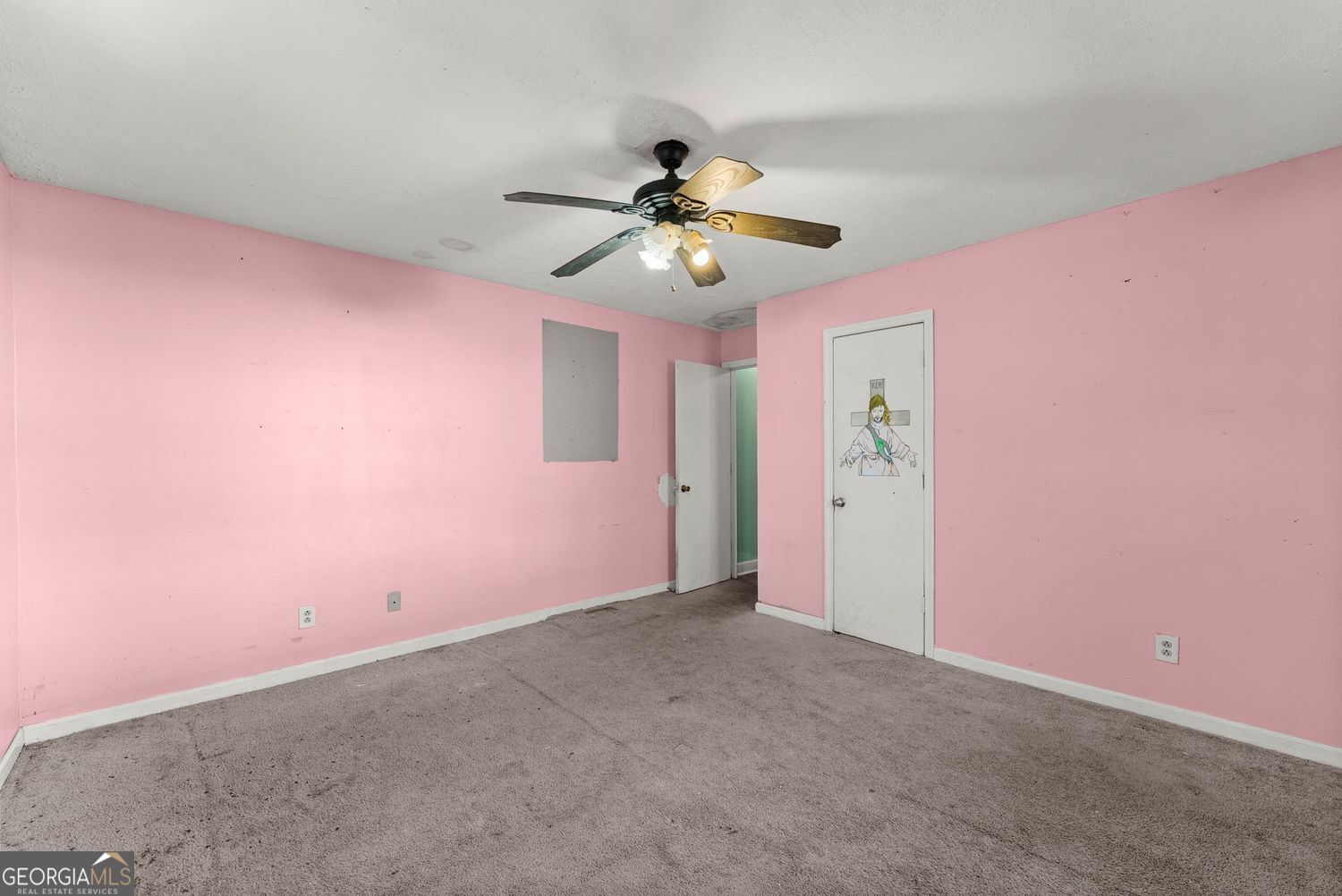2346 4th Street Gainesville, GA 30504 - Photo 12 of 36 a view of a big room with carpet